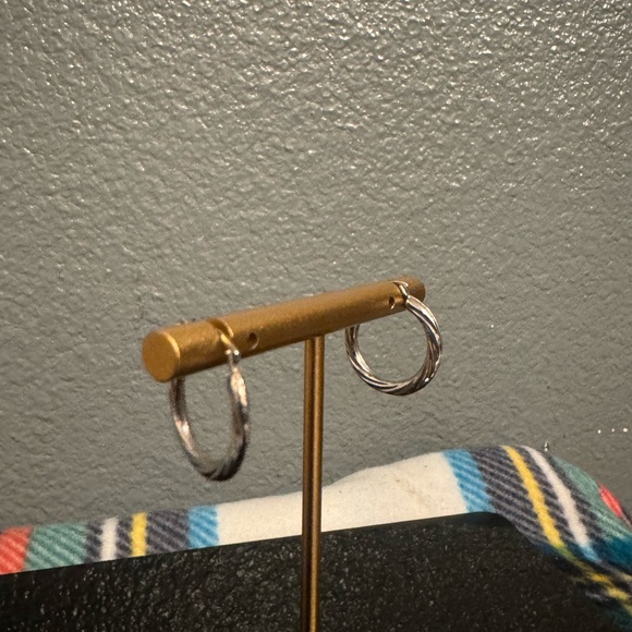 14k White Gold Hoop Earrings - Picture 8 of 10